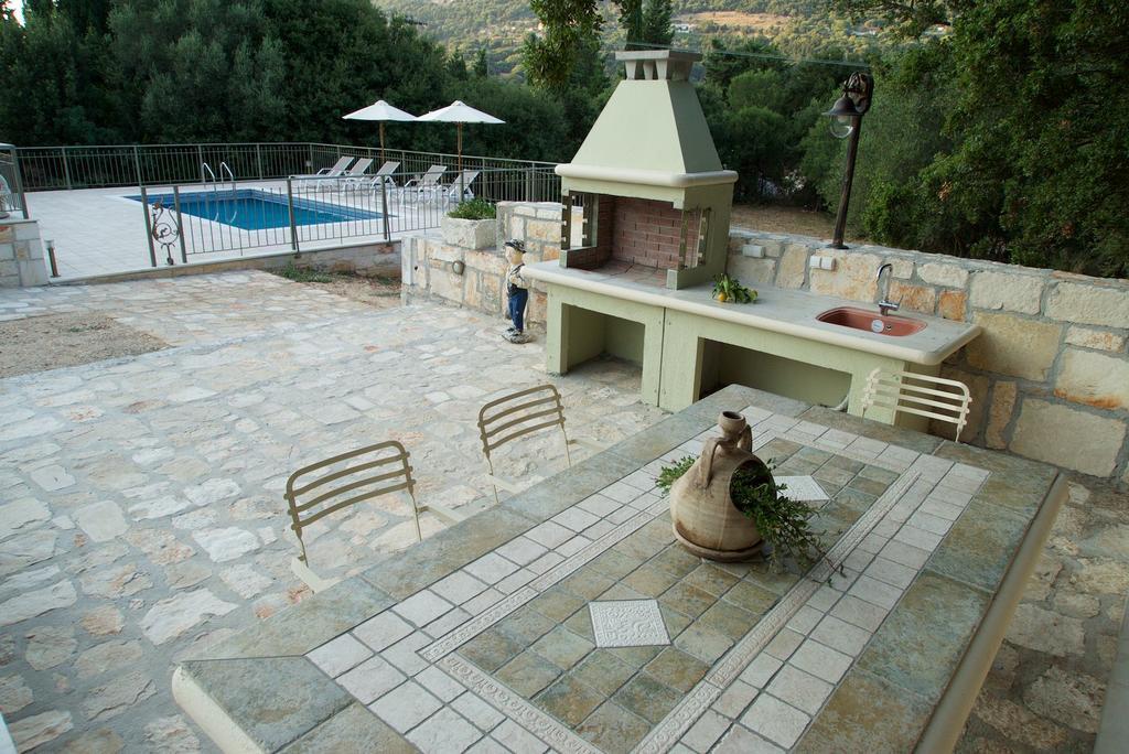 Forest Villas Kefalonia Logarata ภายนอก รูปภาพ