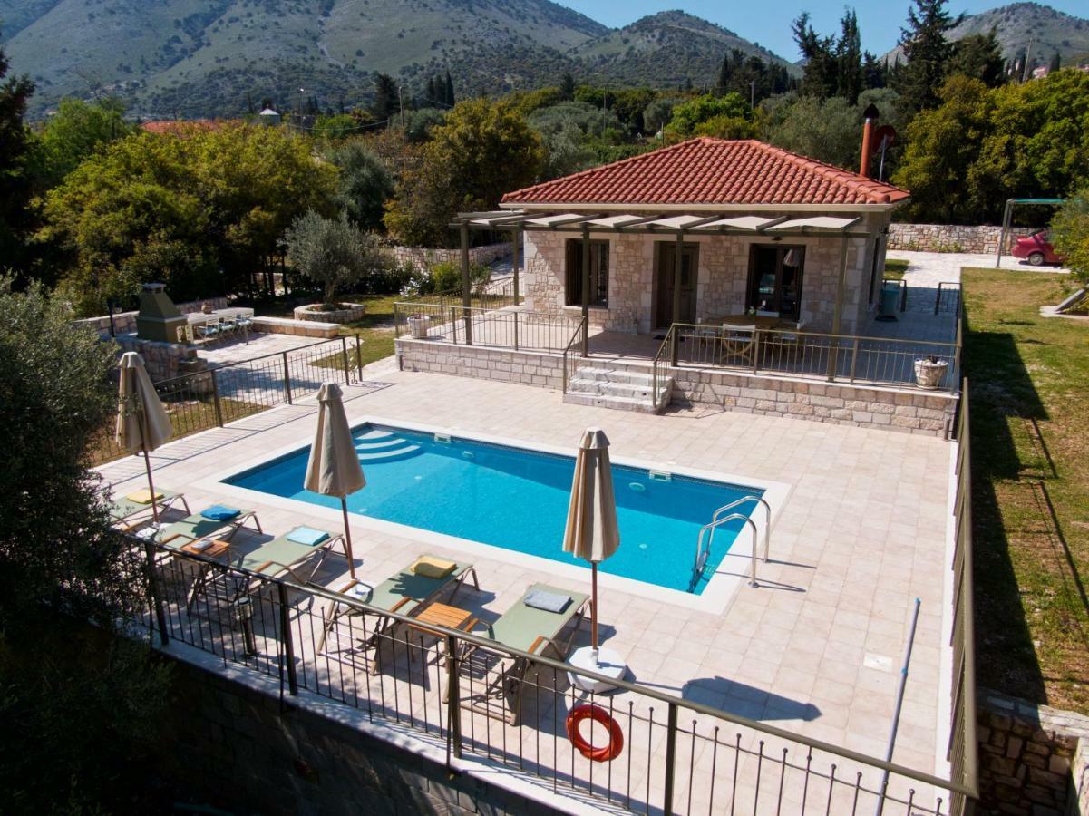 Forest Villas Kefalonia Logarata ภายนอก รูปภาพ