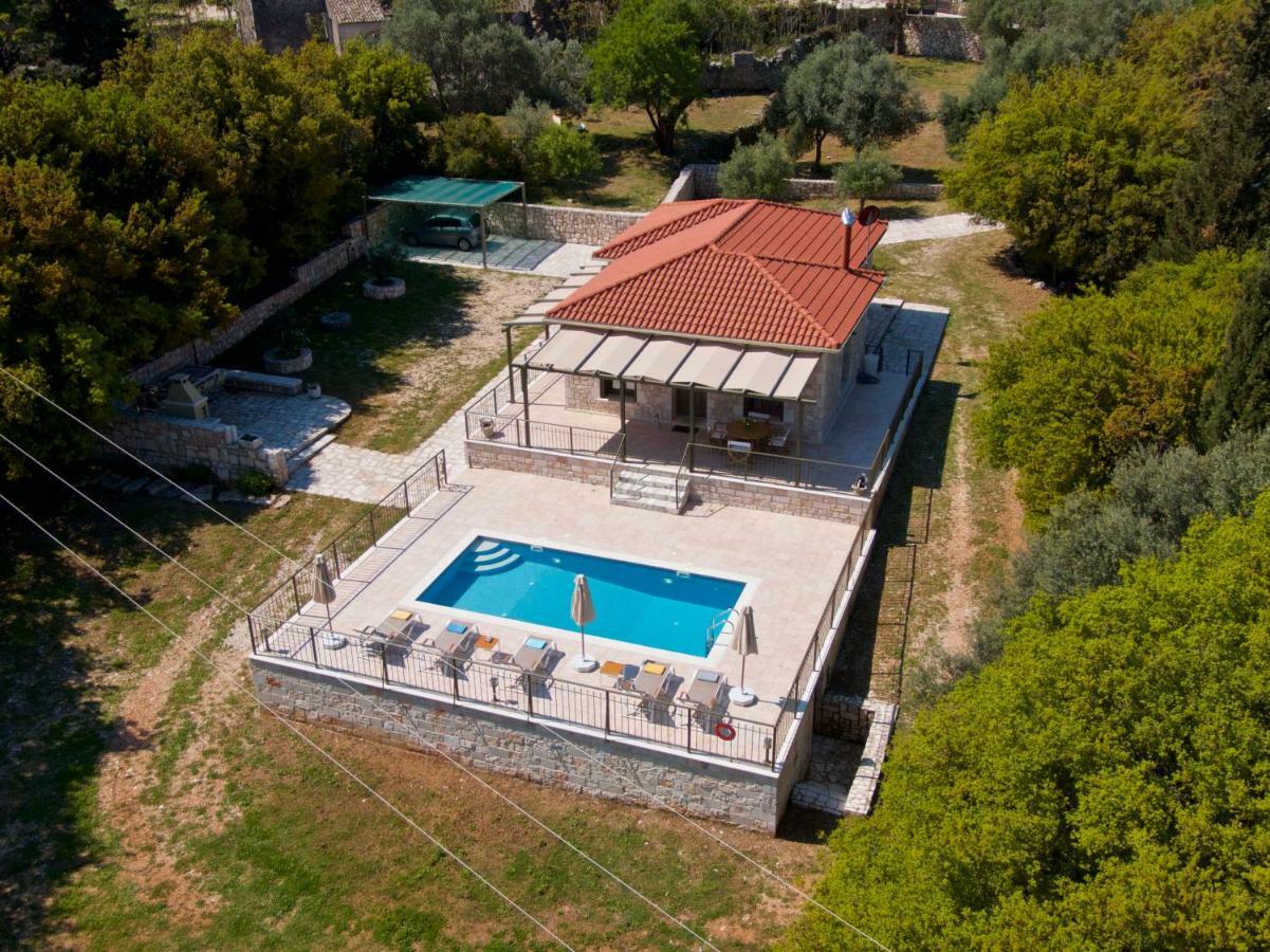 Forest Villas Kefalonia Logarata ภายนอก รูปภาพ